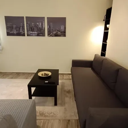 Martiou Apartment Next To The Subway Thessaloniki Exterior photo